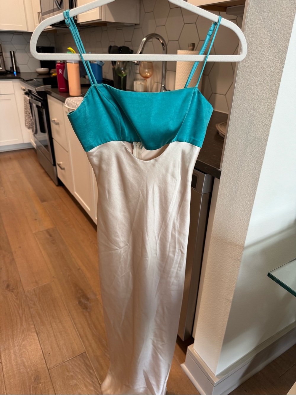 Teal and Cream Spaghetti-Strap Form Maxi Dress